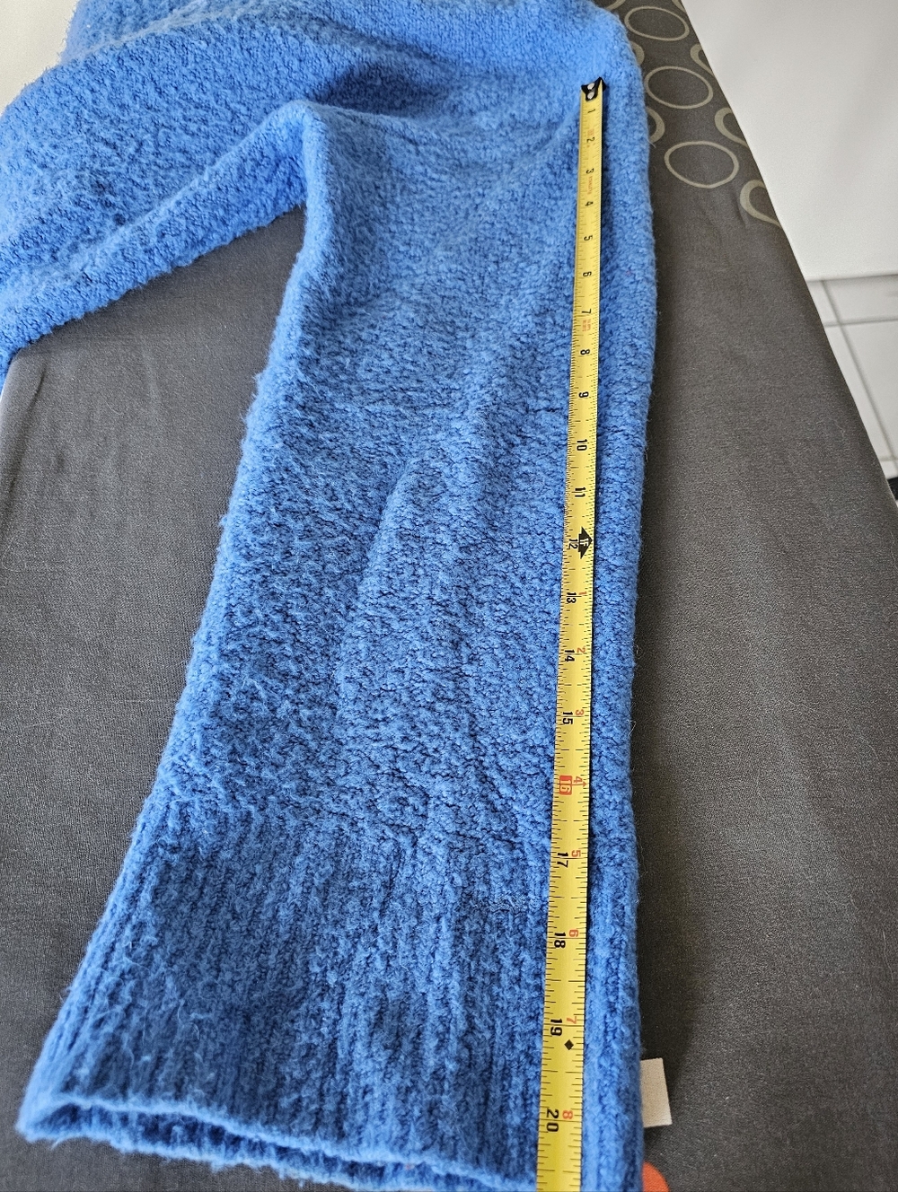 ANTHROPOLOGIE Green Dot Oversized V-Neck Sweater in Bright Blue - Picture 9 of 10